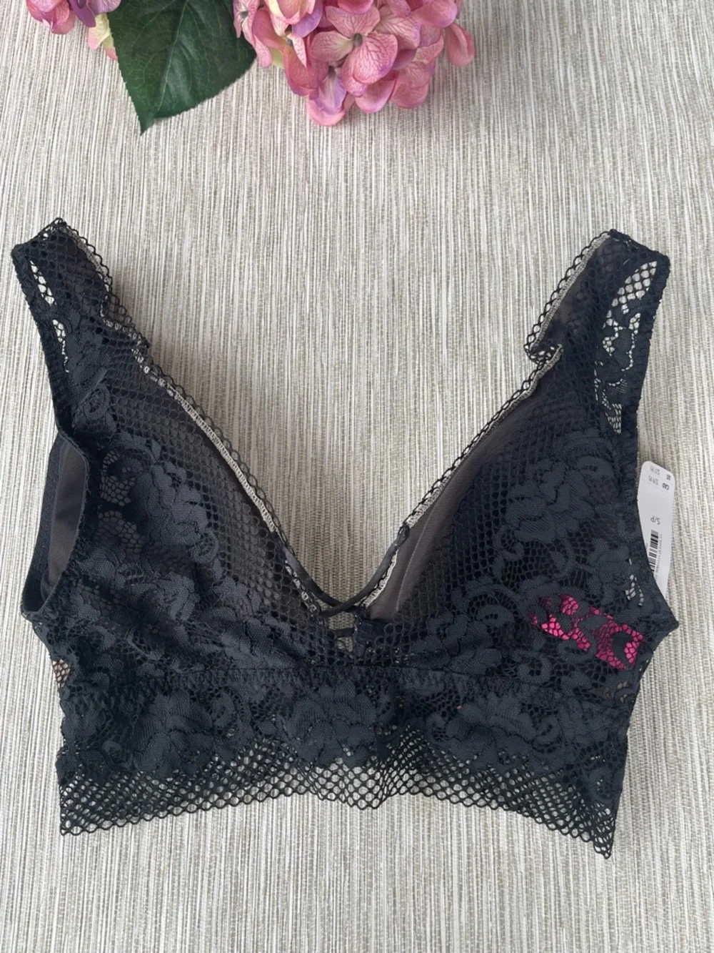 3 La Senza Lace Bralettes in Black and Cream - Women  Intimates  Size Small - Picture 11 of 13